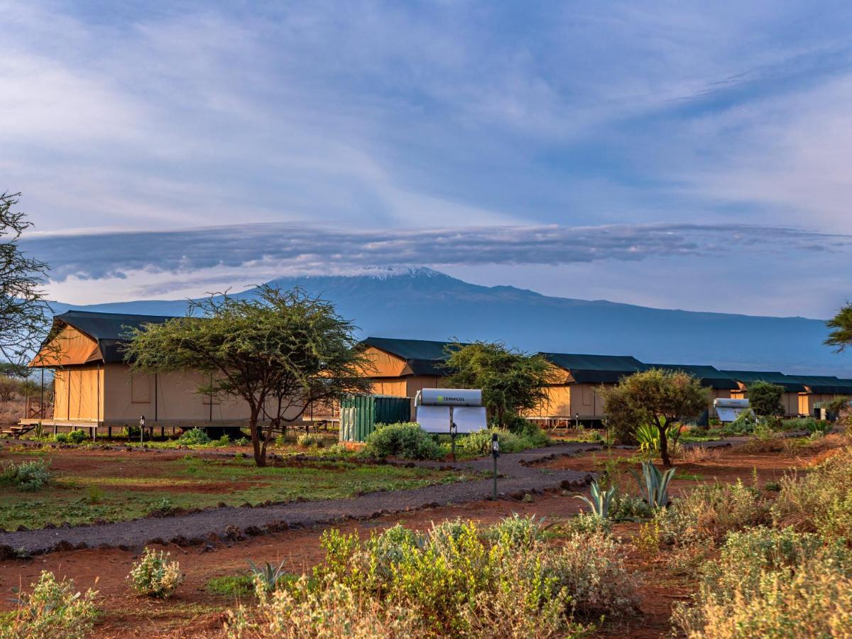 Tulia Amboseli Safari Camp Hotel ภายนอก รูปภาพ