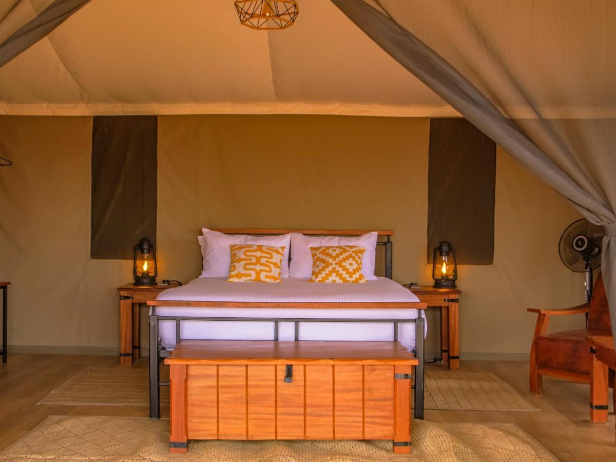 Tulia Amboseli Safari Camp Hotel ภายนอก รูปภาพ