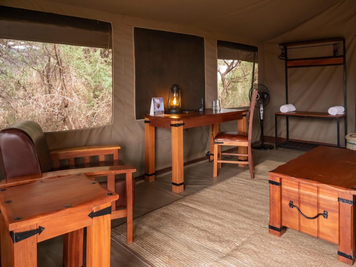 Tulia Amboseli Safari Camp Hotel ภายนอก รูปภาพ