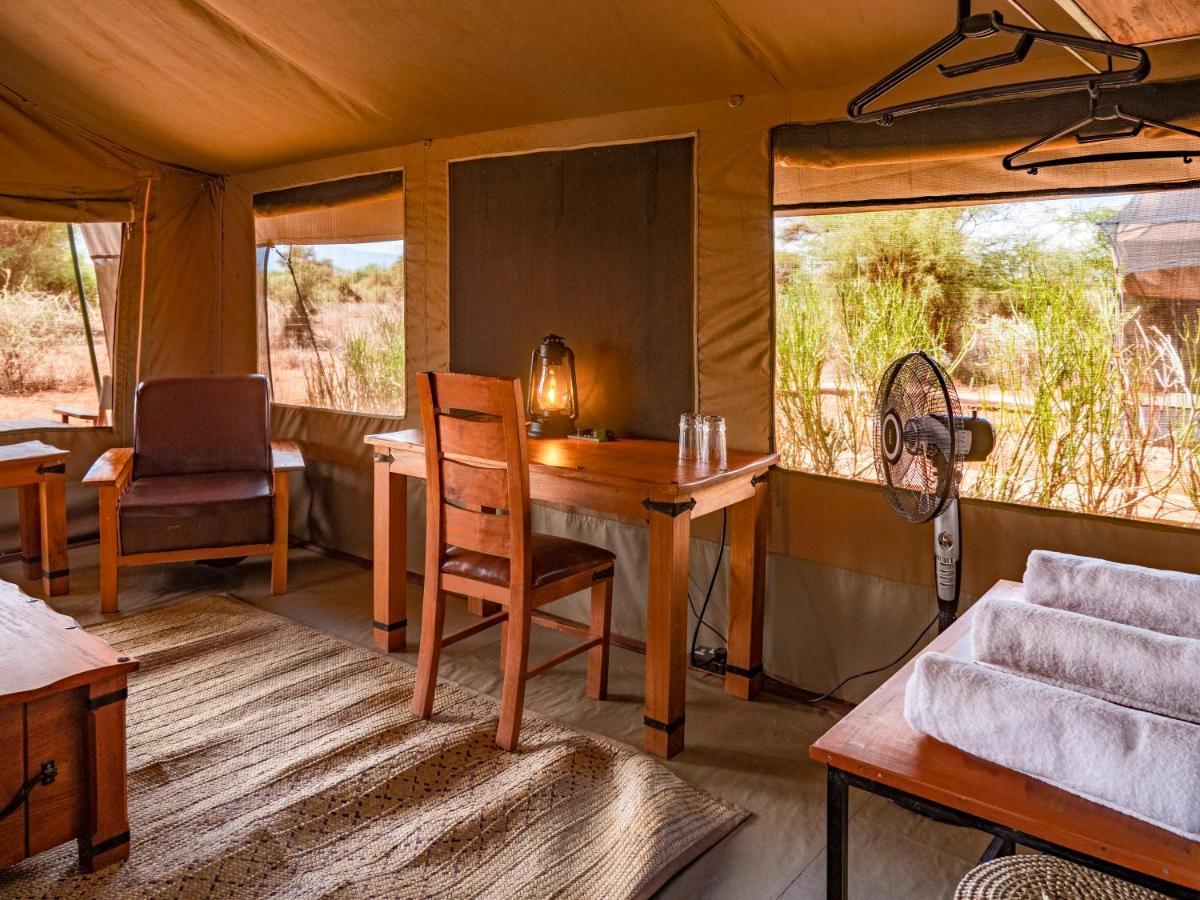 Tulia Amboseli Safari Camp Hotel ภายนอก รูปภาพ