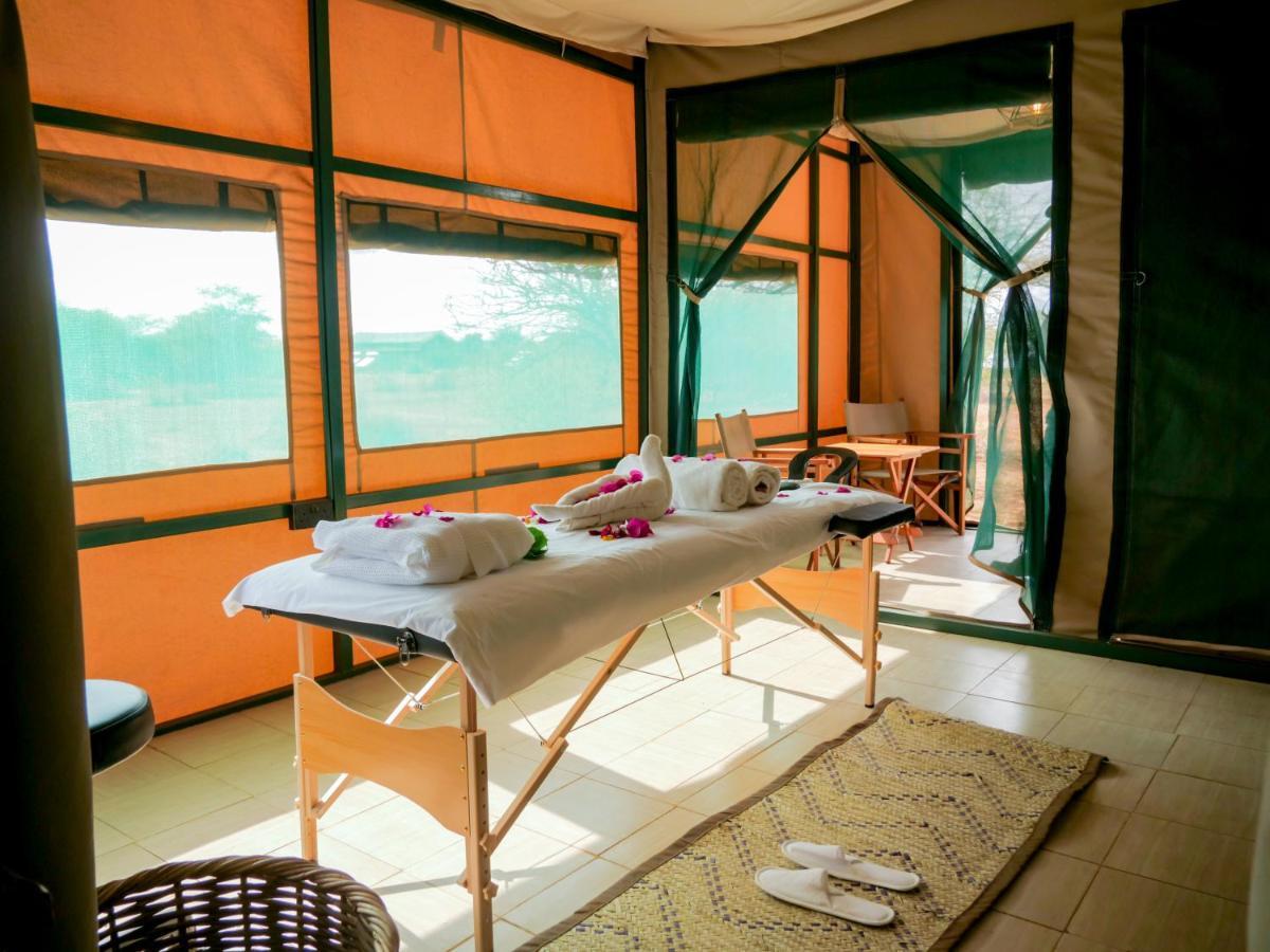 Tulia Amboseli Safari Camp Hotel ภายนอก รูปภาพ