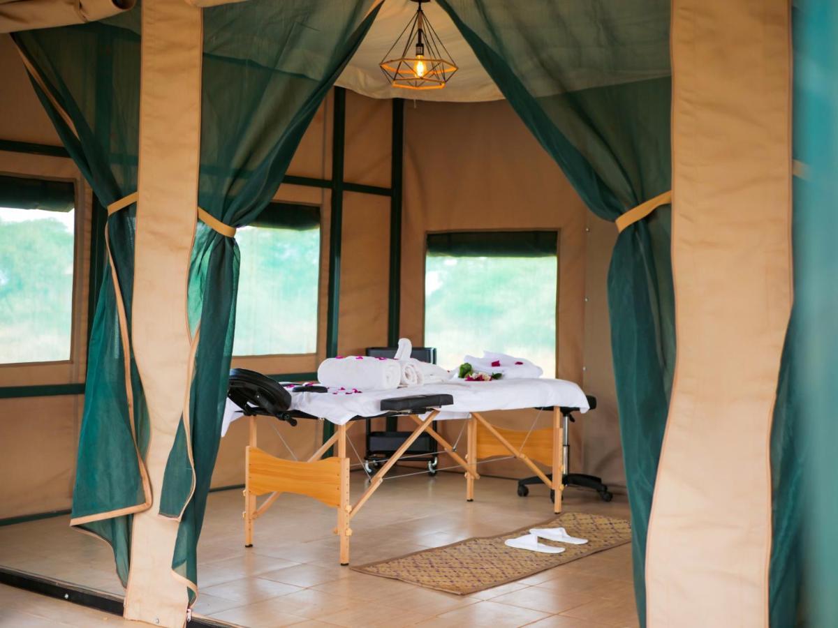 Tulia Amboseli Safari Camp Hotel ภายนอก รูปภาพ