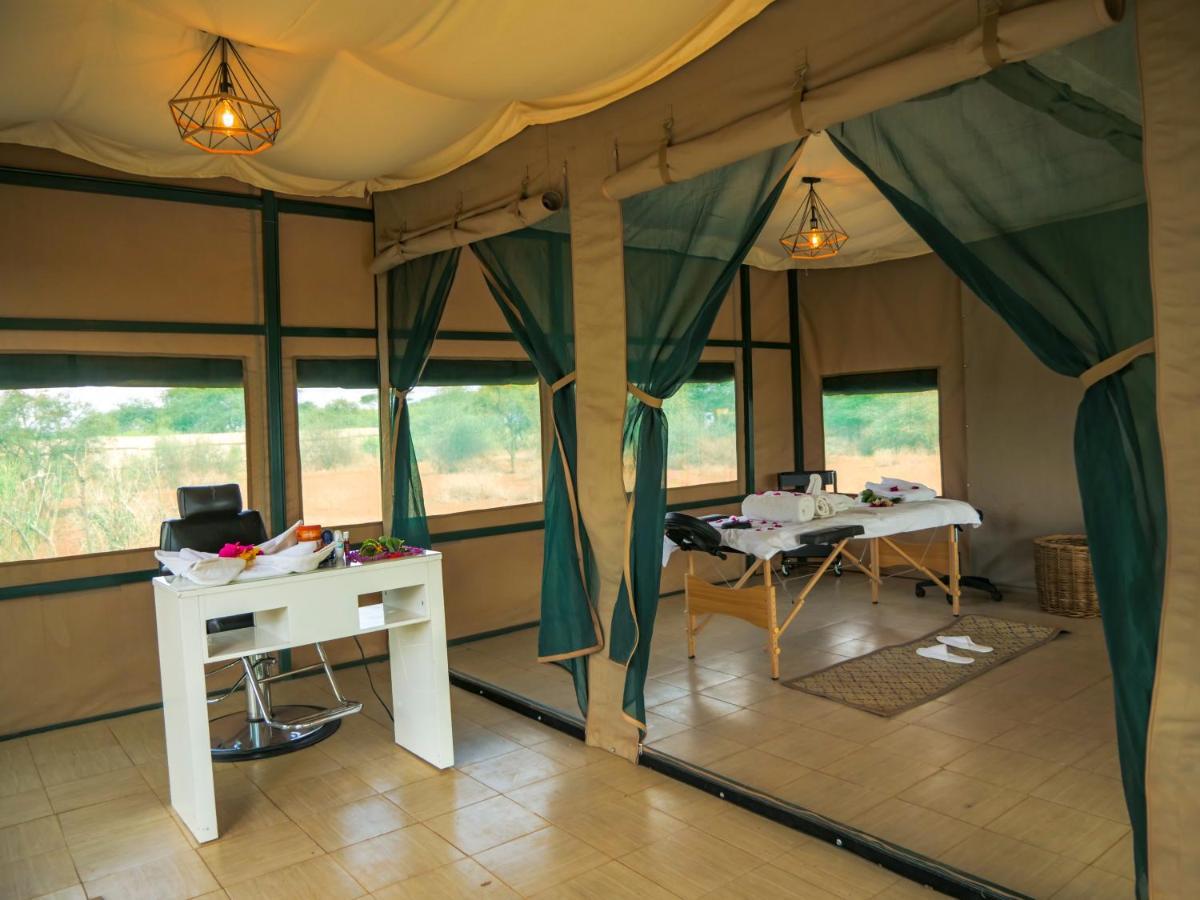 Tulia Amboseli Safari Camp Hotel ภายนอก รูปภาพ