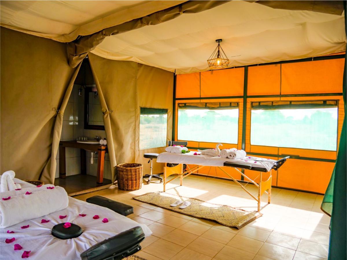 Tulia Amboseli Safari Camp Hotel ภายนอก รูปภาพ